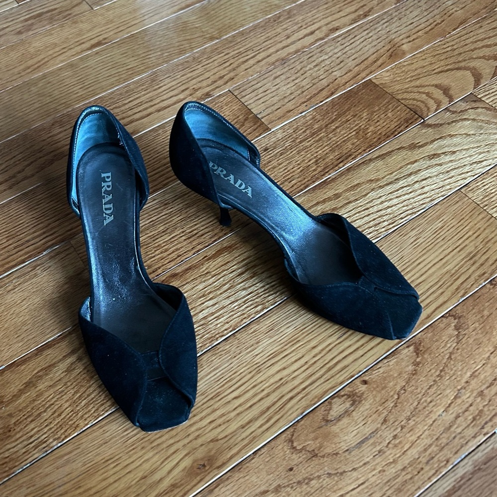 Prada Black Suede D'Orsay Kitten Heels Great Condition 6.5 - Picture 2 of 13